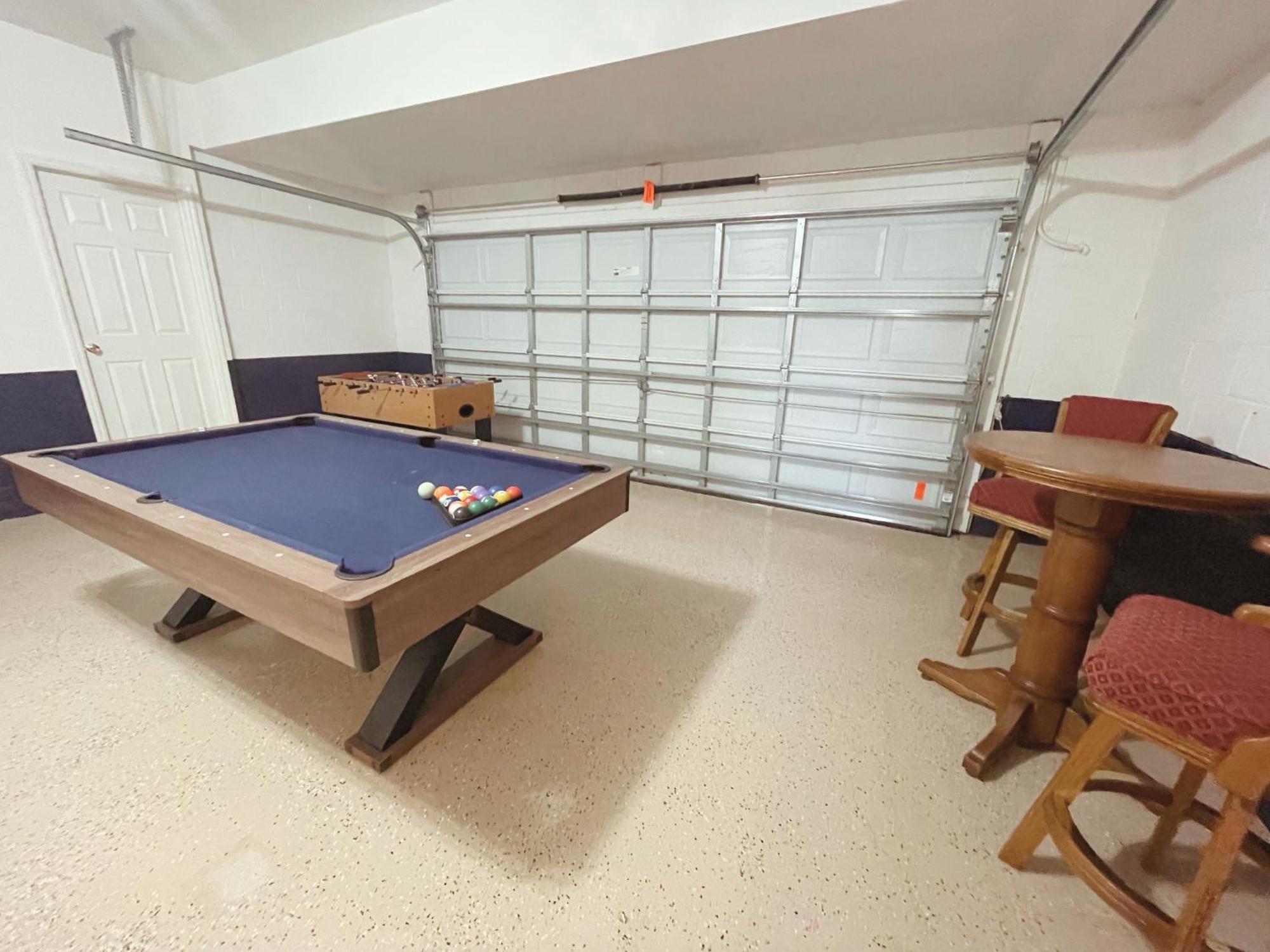 557 -impressive Two Storey Private With South Facing Pool *